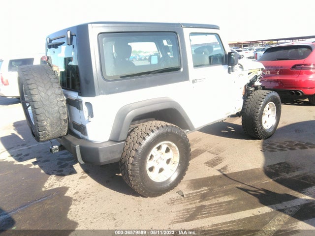 1C4AJWAG0FL530864 Jeep Wrangler Sport