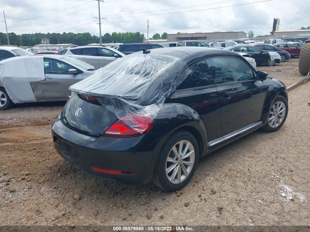 2018 Volkswagen Beetle, VIN: 3VWFD7AT7JM706328