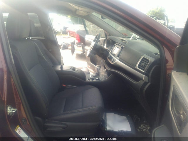 Toyota Highlander Le 2015 5TDBKRFH9FS079646 Image 6