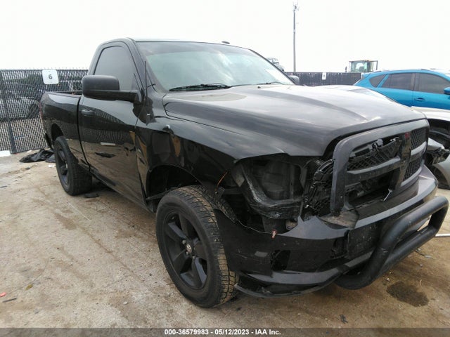 2013 RAM 1500 EXPRESS VIN: 3C6JR7AT0DG587093