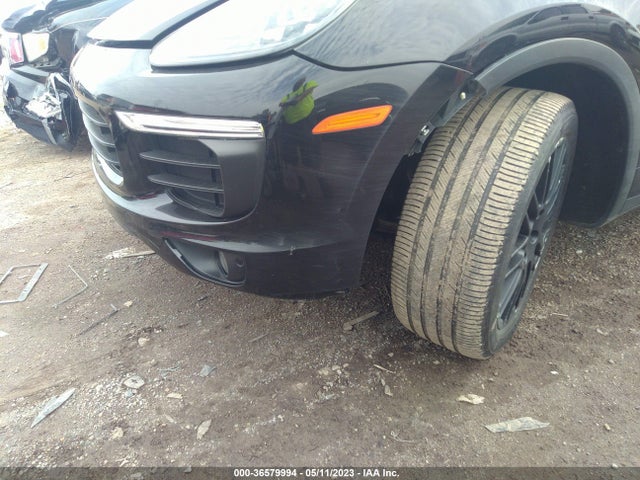 2015 Porsche Cayenne, VIN: WP1AE2A25FLA50268