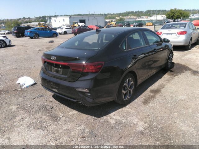 3KPF24AD8LE205459 KIA Forte Lxs