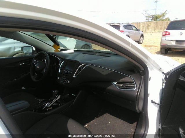 Chevrolet MALIBU LT 2018 1G1ZD5ST7JF249810 Image 5