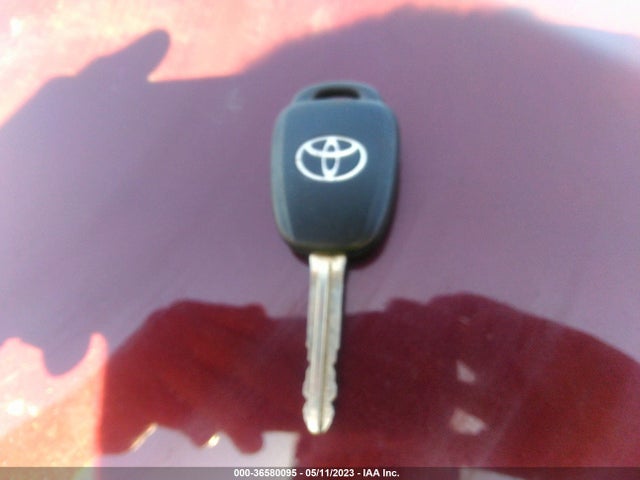 Toyota Highlander Le 2015 5TDZKRFHXFS057749 Image 3