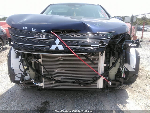 JA4J3UA86PZ025931 Mitsubishi Outlander Se