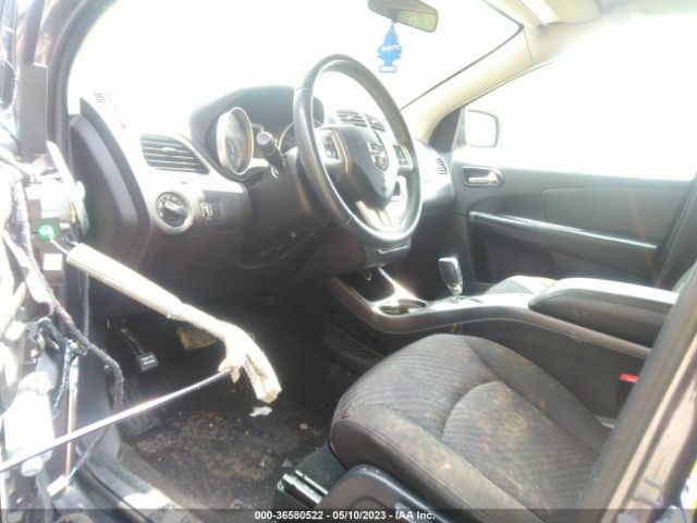 3C4PDCAB8JT322975 Dodge JOURNEY SE