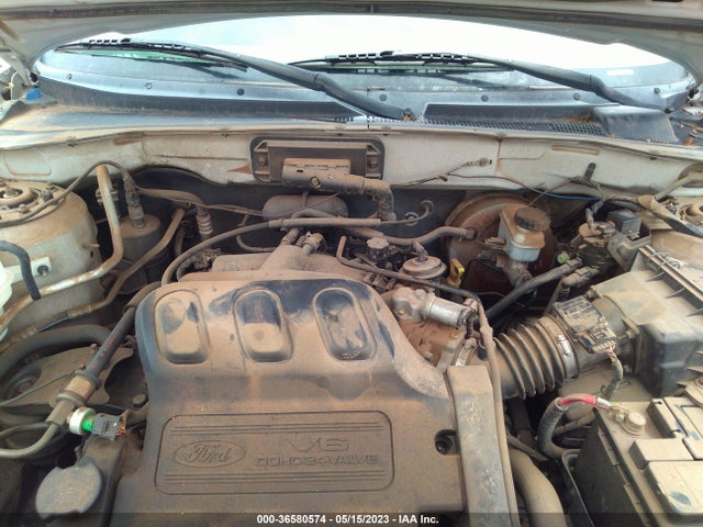 2004 FORD ESCAPE XLS VIN: 1FMYU02164KA37668