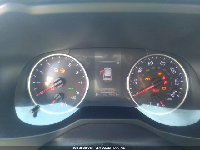 Toyota RAV4 LE 2019 JTMG1RFV4KD504811 Image 8