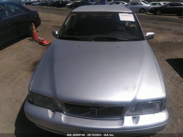 1998 VOLVO S70 VIN: YV1LS5537W1418799