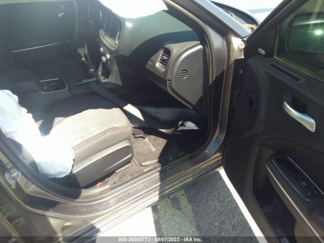 2C3CDXHG8GH318129 Dodge Charger Sxt