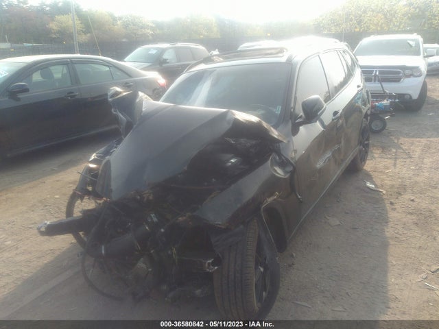 BMW X1 Xdrive28i 2014 WBAVL1C54EVY18106 Image 2