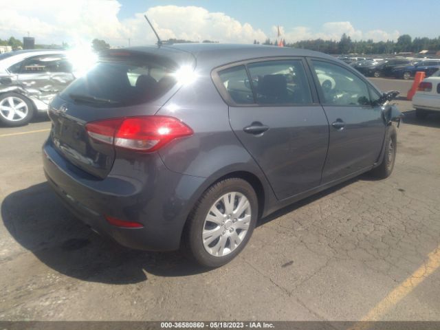 KNAFK5A80G5588403 KIA Forte 5-door Lx