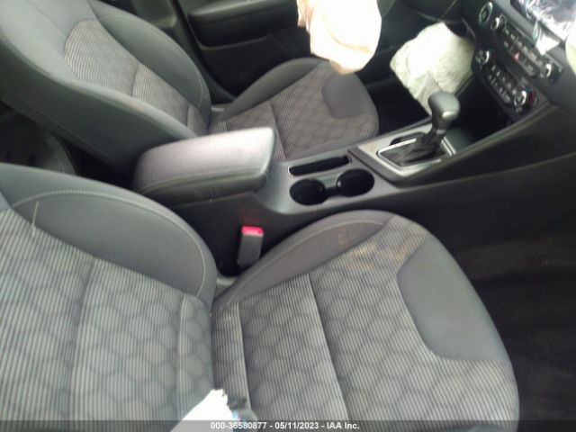 KNDCB3LC7K5244782 KIA NIRO LX