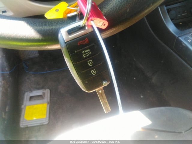 5XXGM4A79EG340064 KIA Optima Lx
