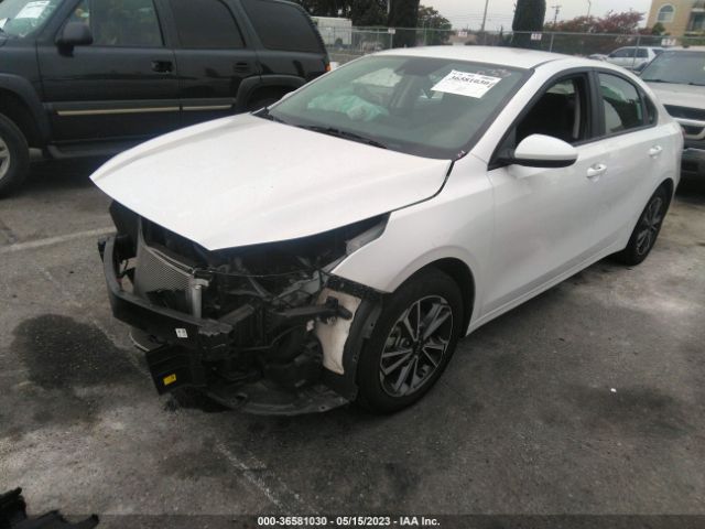 3KPF24AD5NE440033 KIA Forte Lxs
