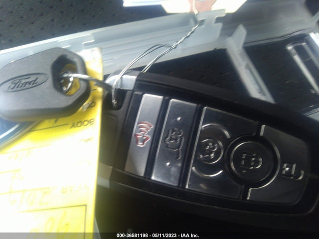 Ford EXPLORER XLT 2019 1FM5K8D88KGB00867 Image 3