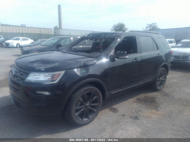 Ford EXPLORER XLT 2019 1FM5K8D88KGB00867 Image 2