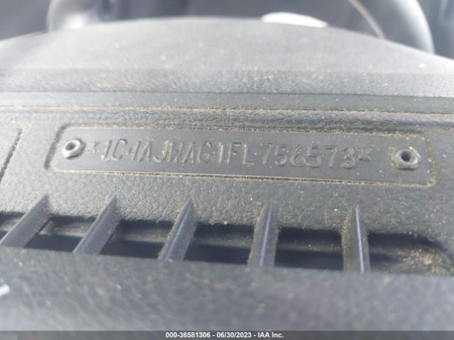1C4AJWAG1FL756573 Jeep Wrangler Sport