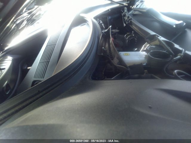 5YJ3E1EA7NF211033 Tesla MODEL 3