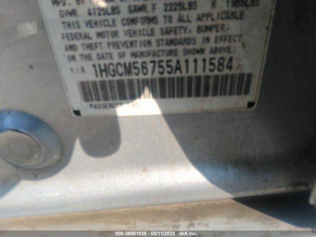 2005 HONDA ACCORD SDN EX/EX-L WITH NAVI VIN: 1HGCM56755A111584
