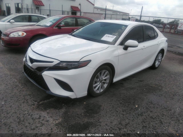 Toyota CAMRY LE 2022 4T1C11AK3NU635273 Image 2