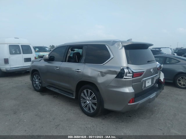 2017 Lexus LX, VIN: JTJHY7AX4H4230531