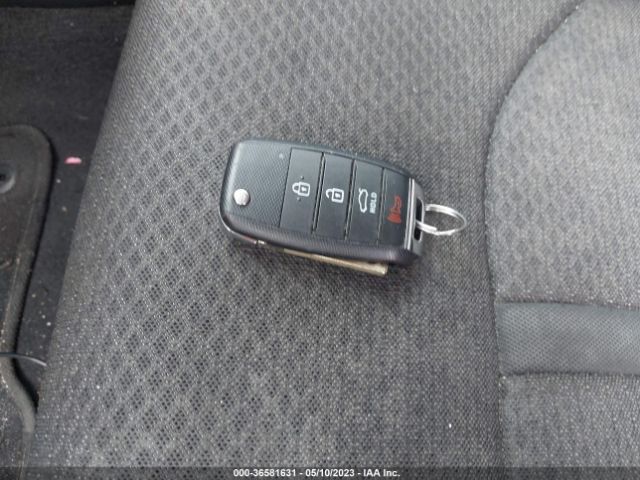 5XXGT4L36GG003884 KIA Optima Lx