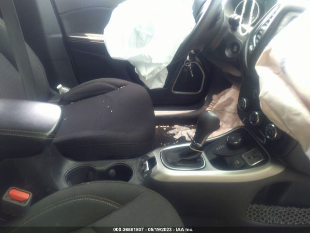 3C4NJDAB4JT337673 Jeep Compass Sport