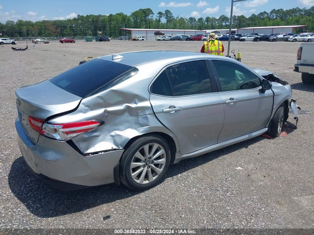 Toyota CAMRY LE 2020 4T1C11AK4LU898580 Image 4