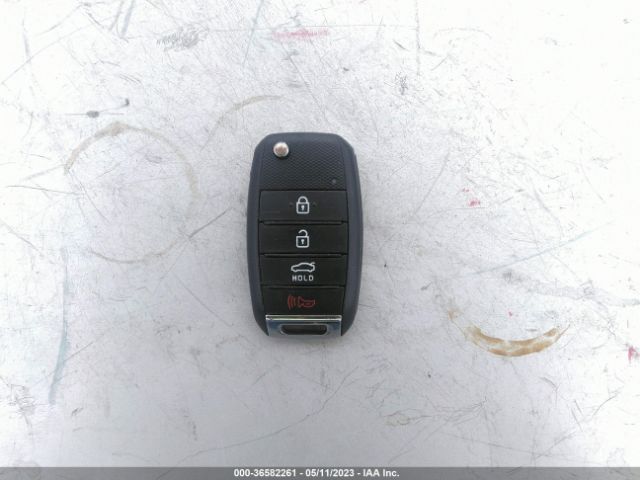 5XXGT4L36LG383206 KIA Optima Lx
