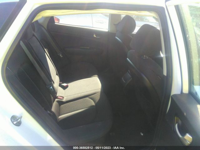5XXGT4L38LG428825 KIA Optima Lx