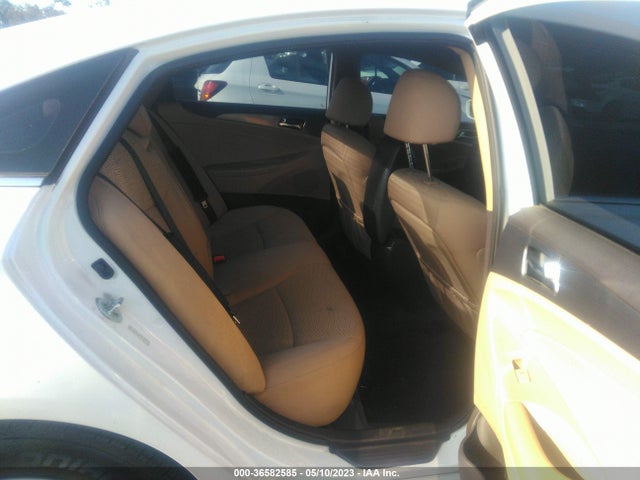Hyundai SONATA HYBRID 2015 KMHEC4A43FA137387 Image 8