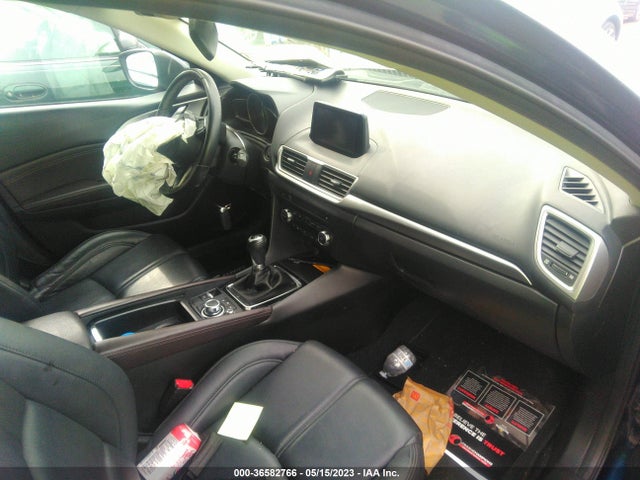 2017 MAZDA MAZDA3 5-DOOR TOURING 2.5 VIN: JM1BN1L33H1141981