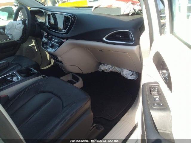 Chrysler Pacifica Touring L 2022 2C4RC1BG4NR147112 Image 5