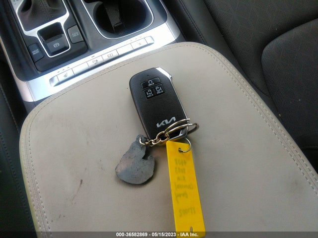 2023 Kia Carnival, VIN: KNDNB4H37P6237002