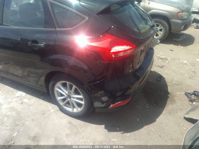 1FADP3K22FL221139 Ford FOCUS SE