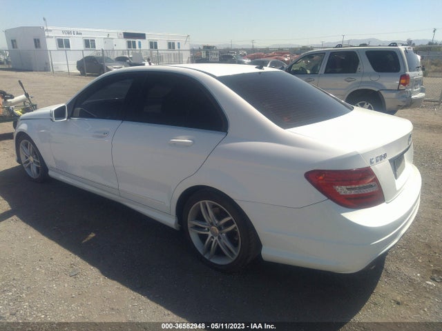 2013 MERCEDES-BENZ C-CLASS C 250 VIN: WDDGF4HB4DR275131