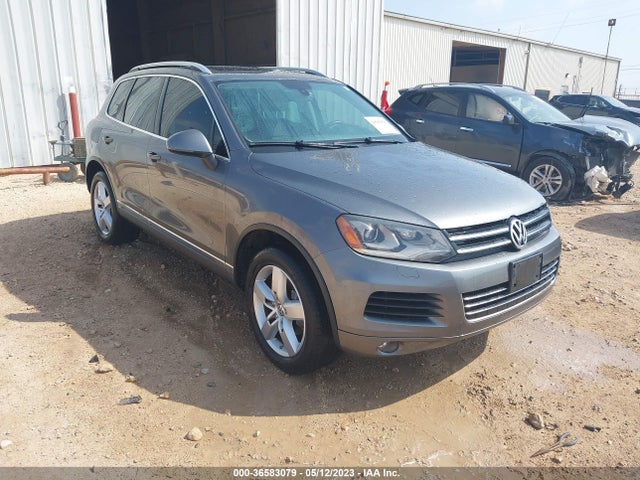 2014 Volkswagen Touareg, VIN: WVGEF9BP0ED009277