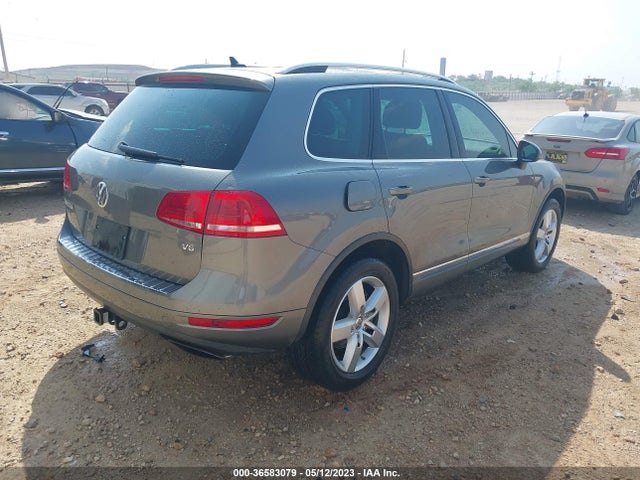 WVGEF9BP0ED009277 Volkswagen Touareg Lux