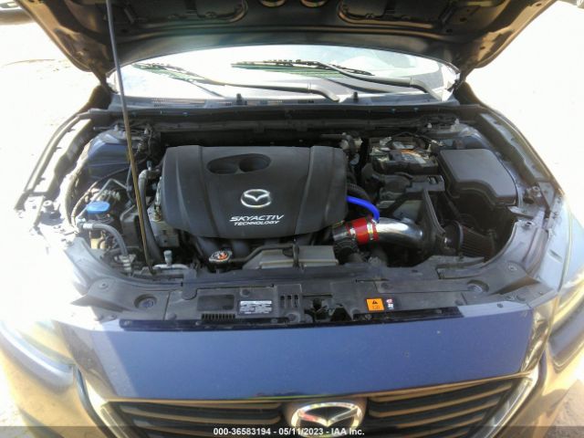 3MZBN1V30JM173015 Mazda Mazda3 4-door Touring