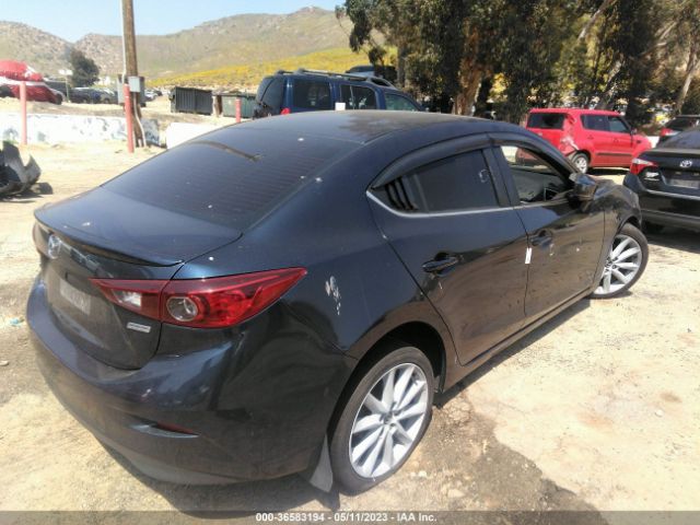 3MZBN1V30JM173015 Mazda Mazda3 4-door Touring