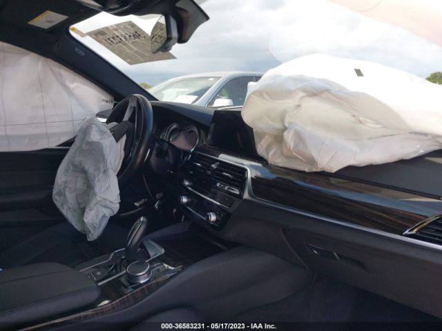 WBAJA5C59JG898884 BMW 5 Series 530i