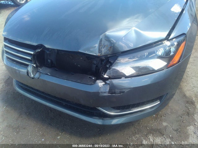 1VWBT7A31EC106381 Volkswagen Passat Se W/sunroof
