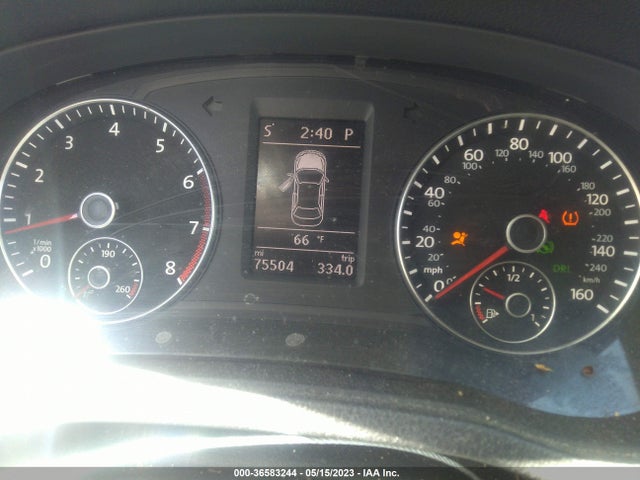 1VWBT7A31EC106381 Volkswagen Passat Se W/sunroof