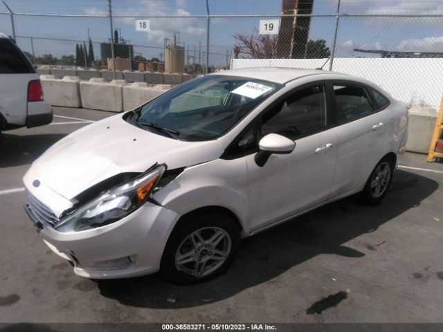 3FADP4BJ2HM147588 Ford FIESTA SE