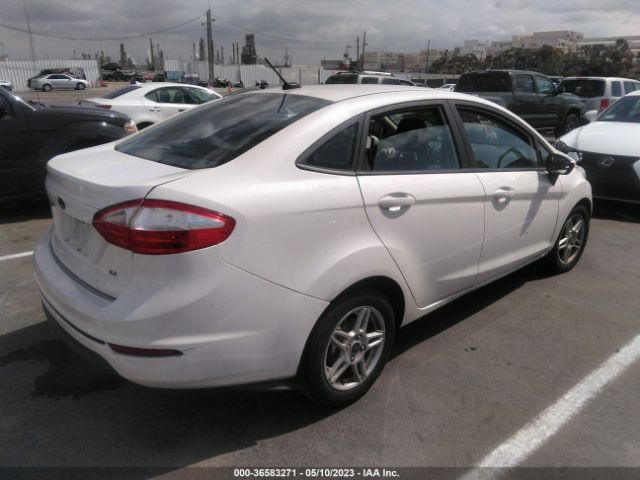3FADP4BJ2HM147588 Ford FIESTA SE
