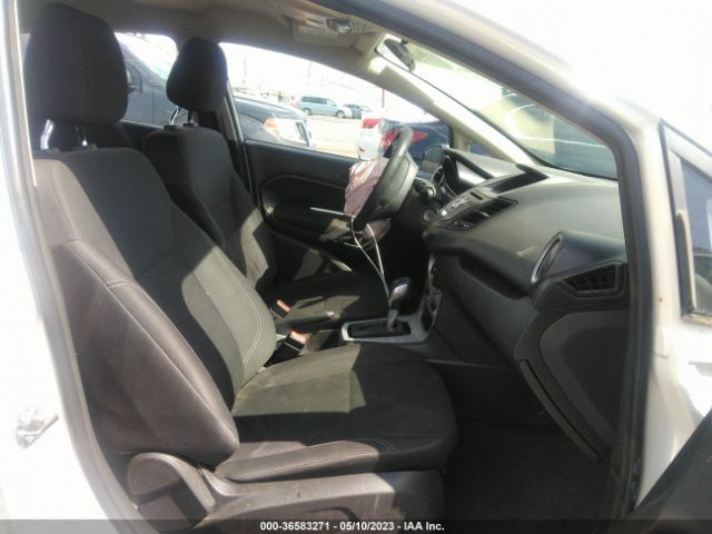 3FADP4BJ2HM147588 Ford FIESTA SE