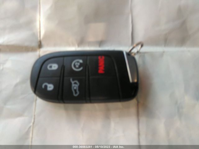 1C4RJFAGXKC608869 Jeep Grand Cherokee Altitude
