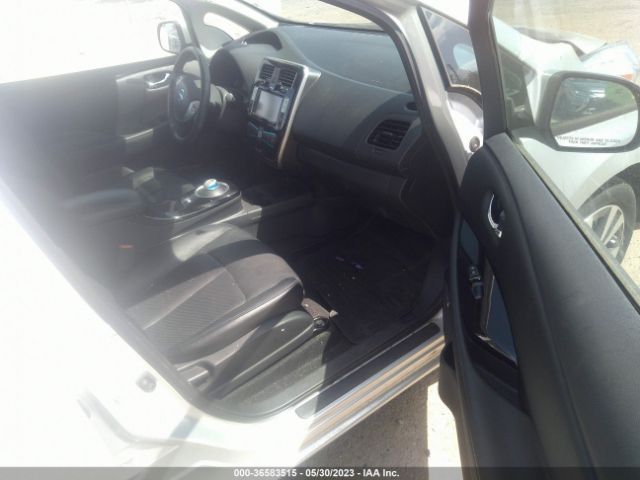 1N4AZ0CPXEC338925 Nissan Leaf Sl
