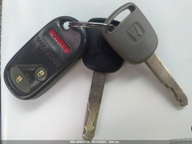 2004 HONDA PILOT EX VIN: 2HKYF18544H601847
